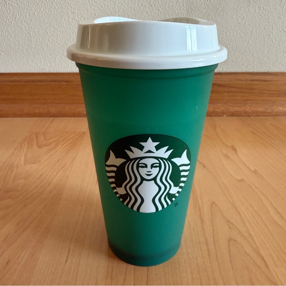 Starbucks Green 16-Ounce Reusable Plastic Travel Cup w/ White Lid